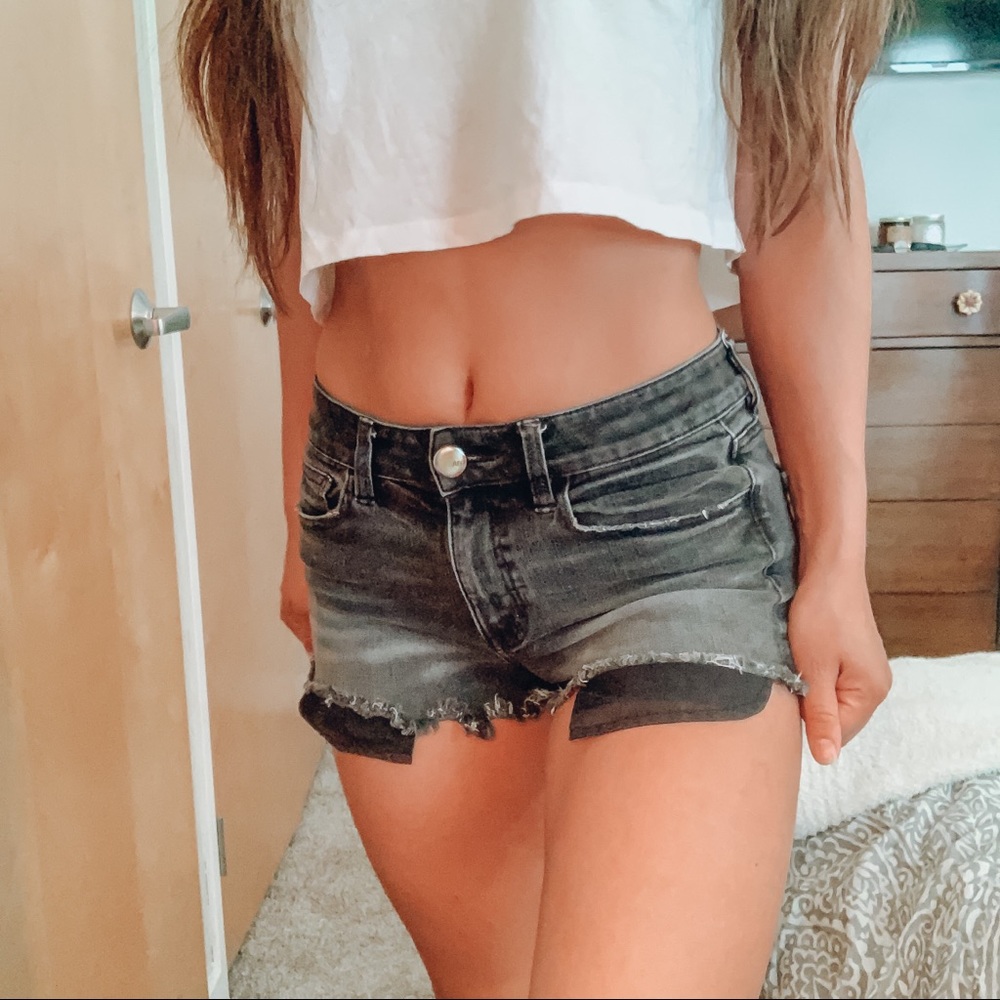 American Eagle Hi Rise Shortie